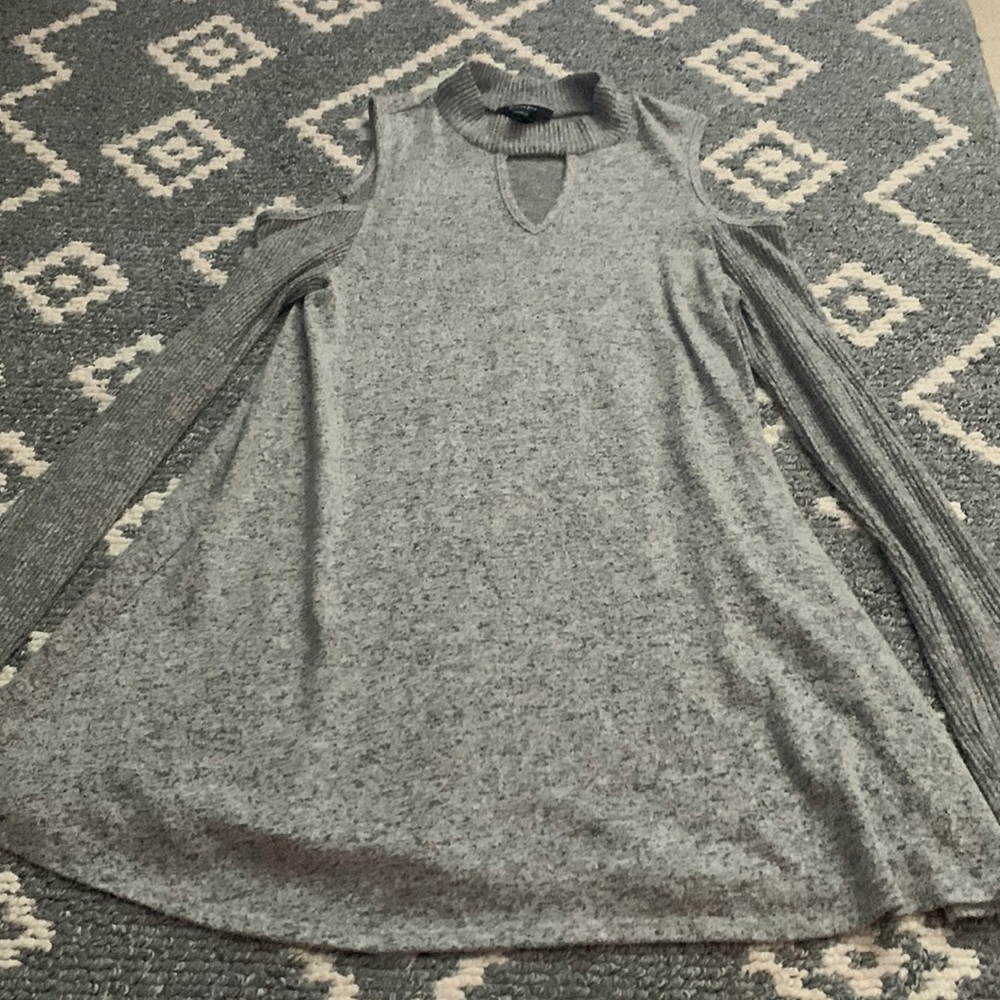 by&by cold shoulder grey sweater dress